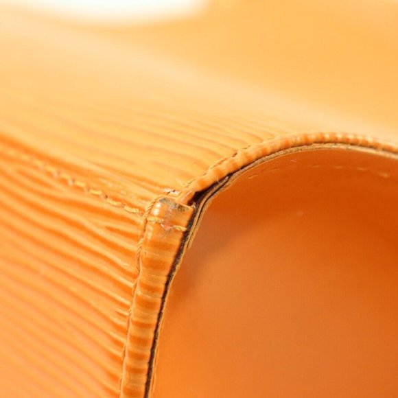 LOUIS VUITTON Orange Epi Leather Croisette Zip Shoulder Bag 1LV1220K - Picture 6 of 12